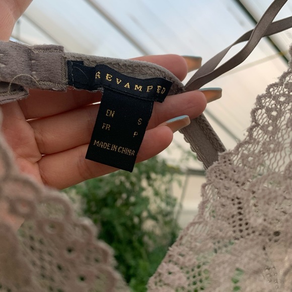 ✨Cute Lacy Grey Bralette Bundle Sale!!✨4/30 - Picture 4 of 8